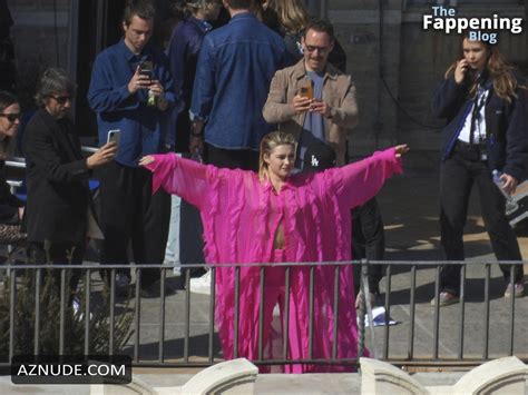 Florence Pugh Sexy Flashes Her Hot Tits During A Photoshoot For Valentinos New Campaign In Rome