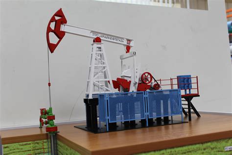 Принцип работы нефтяной качалки: НАЗНАЧЕНИЕ И ПРИНЦИП ДЕЙСТВИЯ НЕФТЯНЫХ ...