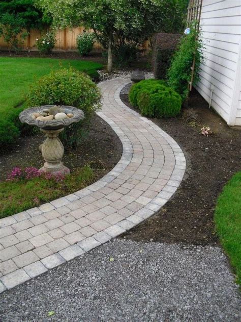 Garden Paving Designs To Make The Best Out Of Your Outdoor Space