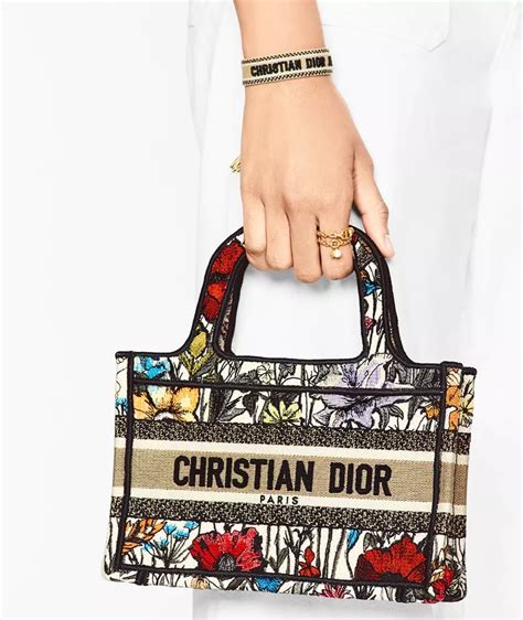 13 Best Dior Bags Of 2022 Popular And Classic Dior Bags