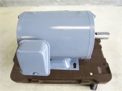 Yahoo オークション HITACHI THREE PHASE INDUCTION MOTOR 日立20