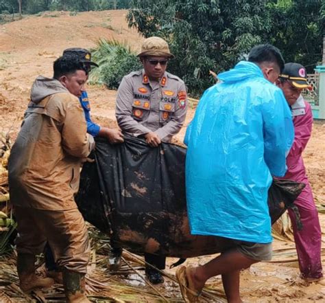 Pencarian Korban Longsor Natuna Terkendala Cuaca Kalteng Ekspres