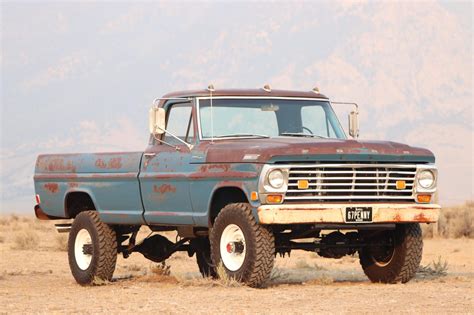 Ford F Lifted