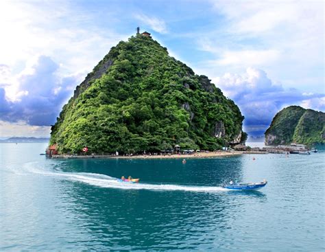 Hanoi - Halong Bay Tour Packages | Vietnam Escape Tours