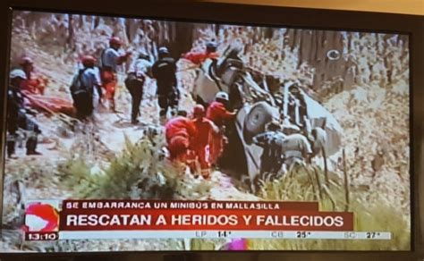 Un minibús se embarranca en el valle de la Luna y provoca la muerte de