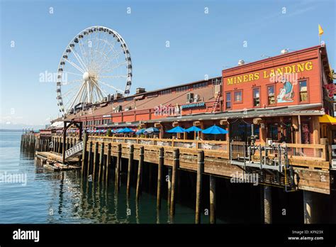 Seattle Waterfront Attractions Stock Photo - Alamy