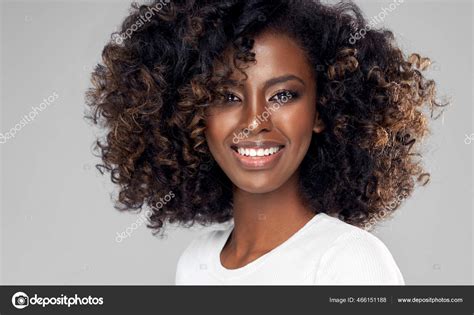 Portrait Smiling Black Woman Afro Hair Stock Photo Kiuikson 466151188