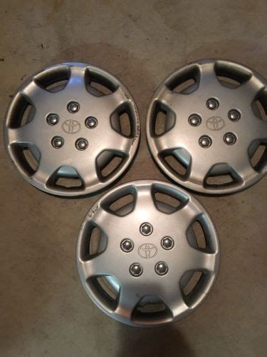 Buy Off Of A 1996 Toyota Camry 14 Wheel Cover Hubcaps Hub Caps Set Of