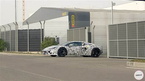 2025 Lamborghini LB63x Plug-In Hybrid V8 Supercar Spied in Sant'Agata ...