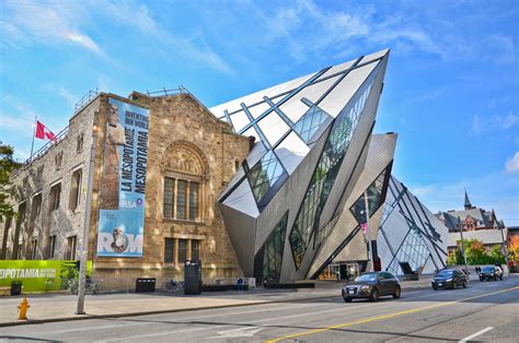 Monuments Incontournables Au Canada Lebaladin