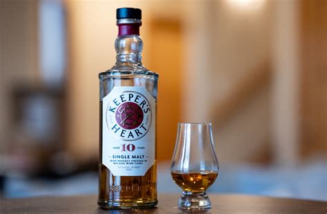 Keepers Heart 10 Year Old Irish Single Malt Review Bottle Raiders