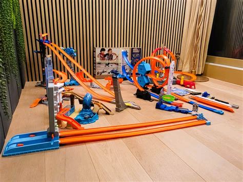 7 Hot Wheels Hotwheels Bahnen 90 Teile OP Mind 300 Kaufen Auf Ricardo