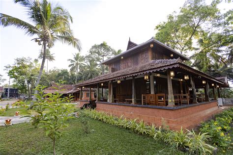 Your Guide To Choosing The Best Ayurveda Resort In Kerala Dheemahi