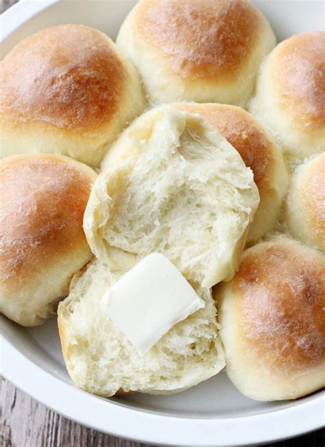 Grandma S Dinner Rolls Recipe Foodtastic Mom