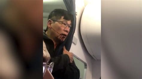 United Airlines Ceo Apologizes For Dragging Passenger Off The Flight