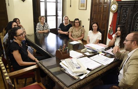 Familias del Colegio San Francisco reivindican el desdoble de 2º de