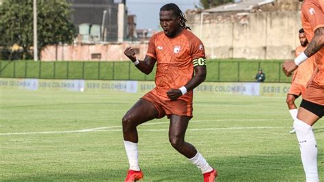 Hugo Rodallega Confirma Con Goles Y Declaraciones Su Compromiso Con