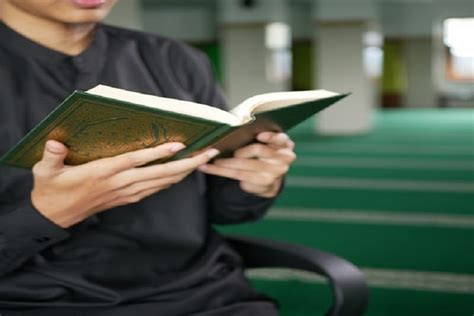 Importance And Benefits Of Reciting The Holy Quran Suffa Quran