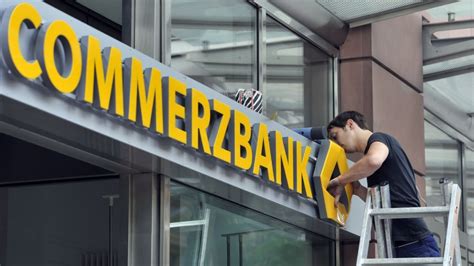 Tausende Mitarbeiter Arbeitslos Schock F R Commerzbank Kunden