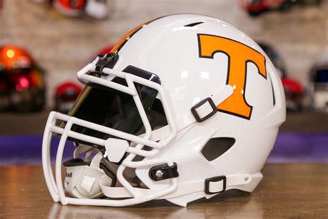 Tennessee Volunteers Riddell Speed Replica Helmet - GG Edition 00286 ...