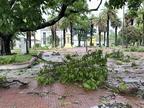 El Fuerte Temporal Tambi N Caus Dos Muertos En Uruguay Un Ni O Y Un