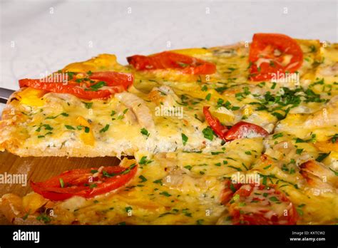 Hot Tasty Chicken Pizza Stock Photo Alamy