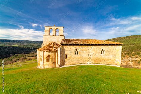 Foto De Romanesque Hermitage Of San Pantaleon De Losa Of The Legend Of