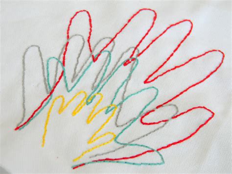 Craft: 25 Handprint Crafts for Kids - See Vanessa Craft