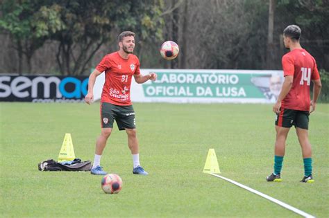 Após empate comissão técnica da Lusa faz reunião elenco