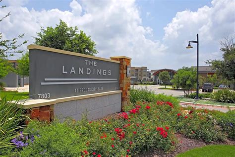 The Landings At Brooks City Base Apartments San Antonio Tx 78235