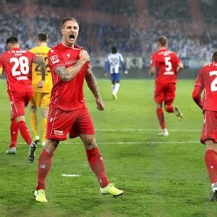 Union Berlin schlägt Hertha BSC in hitzigem Berlin Derby Eurosport