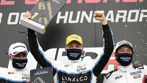 Le jeune pilote alsacien Yann Ehrlacher champion du WTCR à 24 ans ici