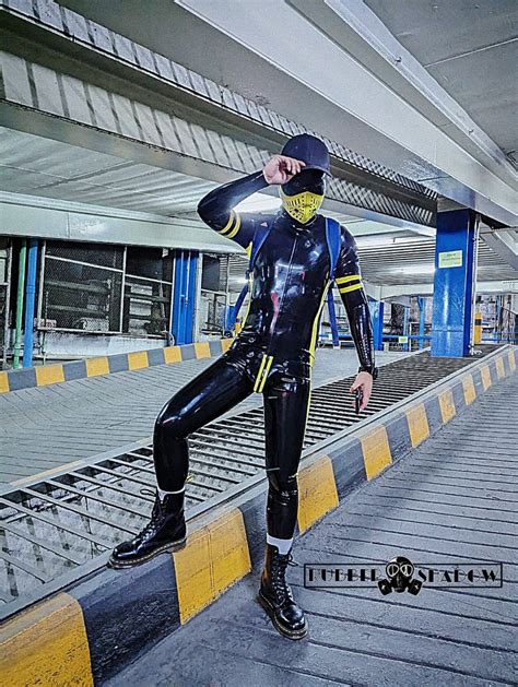 Rubber Fetish On Twitter Let’s Goooo Rubbersuit Rubbermask Rubbermen Rubbergloves