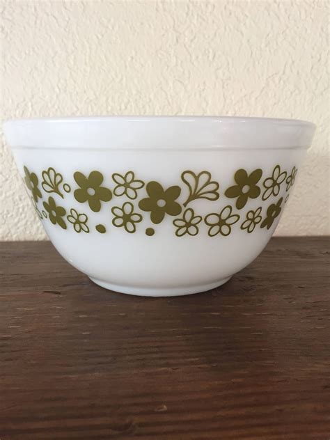 Pyrex Crazy Daisy Spring Blossom Green 402 Mixing Bowl Etsy