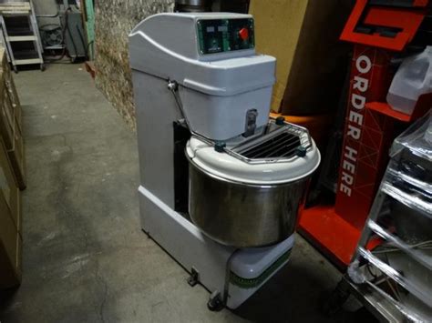 Used Univex Sgl50 02 70 Quart 110 Pound Spiral Mixer