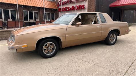 1985 Oldsmobile Cutlass Supreme Base 2dr Coupe For Sale