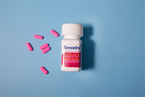 Can You Take Benadryl and Sleep Aid Together? – MySleepstick