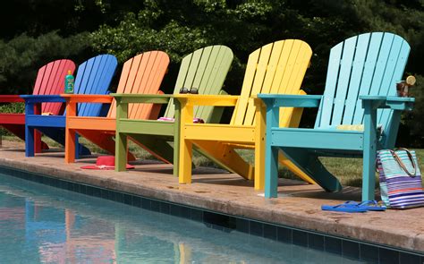 Colorful Lawn Chairs - Councilnet