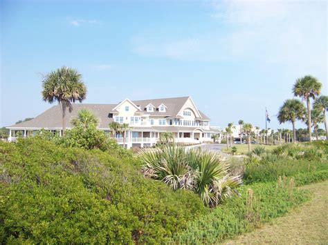 Clubhouse at Seabrook Island Resort, SC | Island resort, Beautiful ...