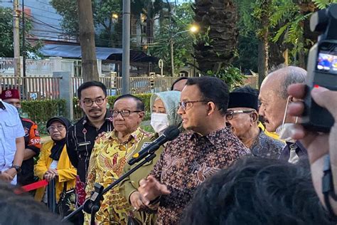 Tokoh Senior Golkar Akbar Tanjung Tegaskan Dukung Anies Sebagai Capres