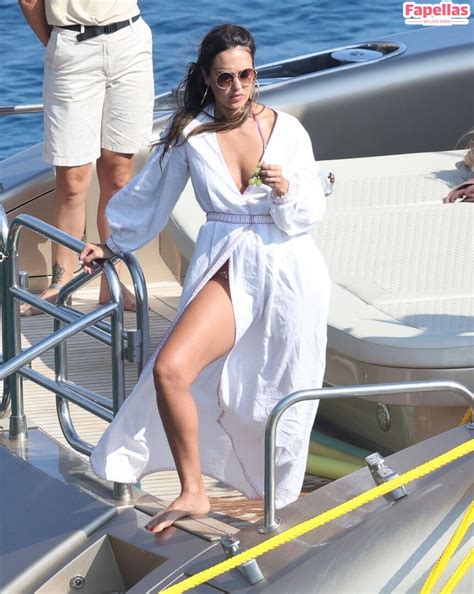 Jessica Alba Aka Jessicaalba Nude Leaks Fapellas