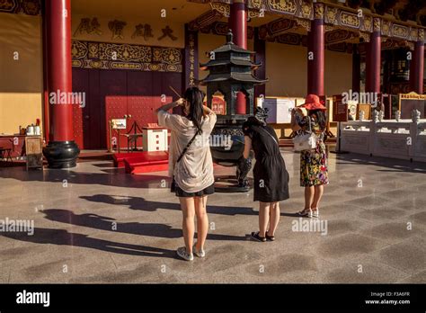 Worshipers Praying At The Hsi Lai Buddhist Temple Puente Hills