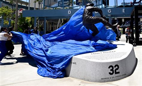 Alexander Sandy Koufax Gets His Statue At Dodger Stadium Orange County Register