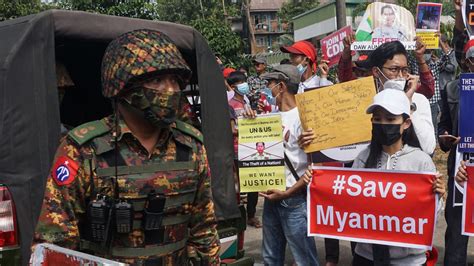 Myanmar: Armored vehicles in streets, protesters rally for 10th day