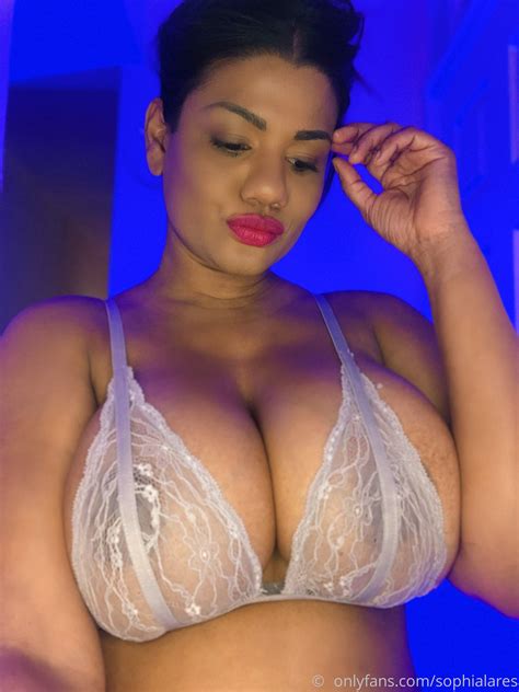 Sophia Lares Onlyfans Pics Sophialares 10 08 2020 670513515 Guys Im