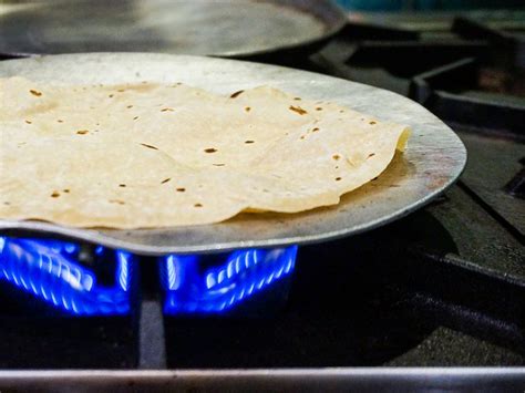 How to Make the Most Perfect and Fluffy Chapati ala Tifin by Kumar’s | Coconut milk curry recipe ...