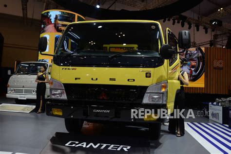 Mitsubishi Fuso Hadirkan Varian Baru Canter Bus Republika Online