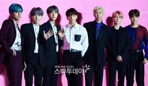 Bts 빌보드 뮤직어워즈 3관왕…6년 연속 수상 스타투데이