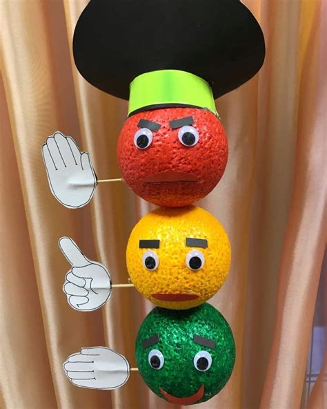 Светофор поделка для детского сада - фото и картинки: 66 штук