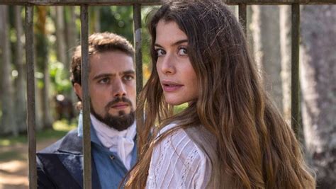 Novela Al M Do Tempo Resumos De De Julho A De Agosto